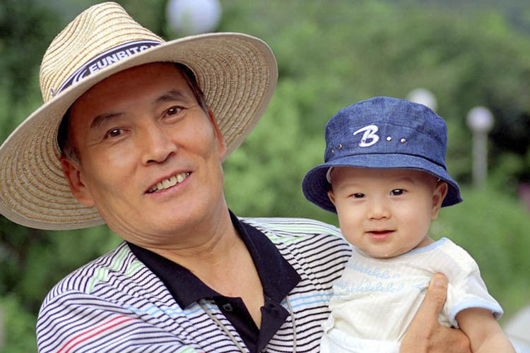 동훈이랑. 동훈이 외할아버지.